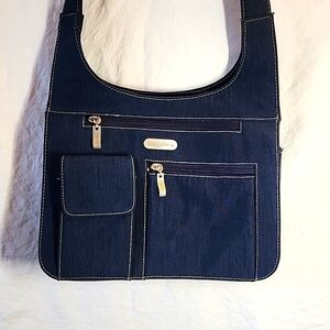 Brand new baggallini cross body purse